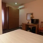 ホテル クアトロ ナシオネス
