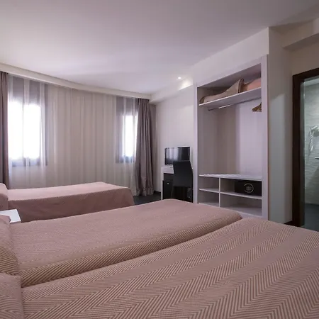 Hotel Cuatro Naciones