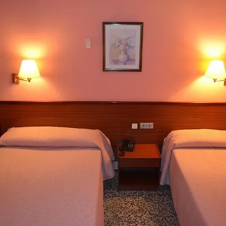 Cuatro Naciones Hotel Barcelone