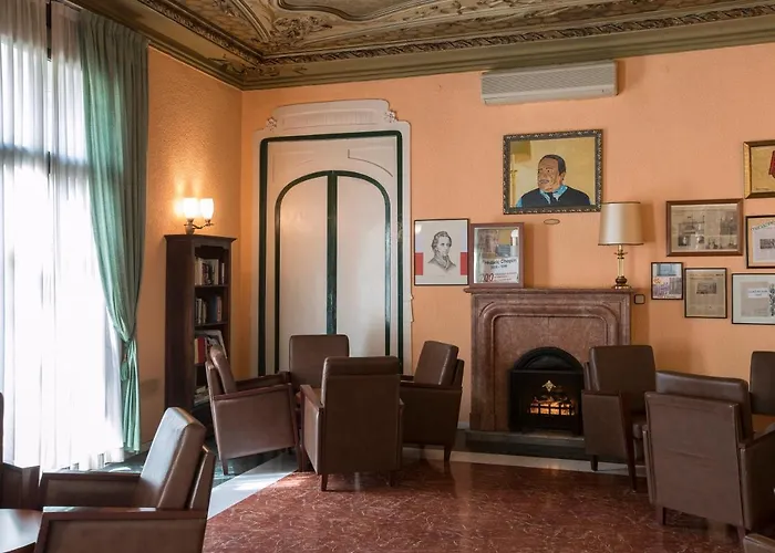 ホテル クアトロ ナシオネス バルセロナ