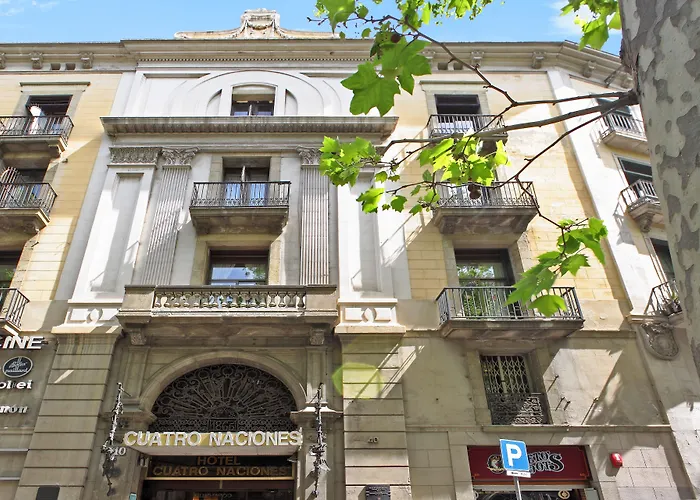 ホテル クアトロ ナシオネス 2*