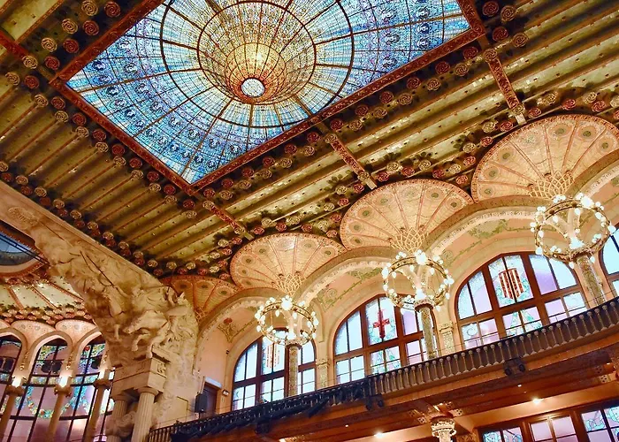 クアトロ ナシオネス ホテル 2*