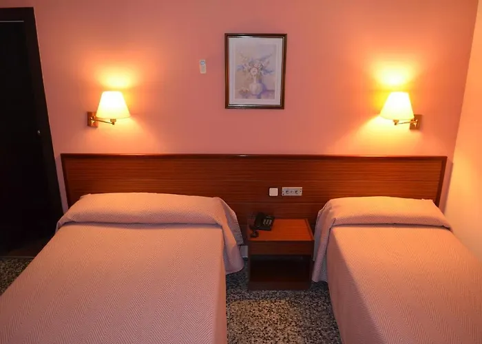 クアトロ ナシオネス ホテル バルセロナ