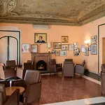 Cuatro Naciones Hotel 2*
