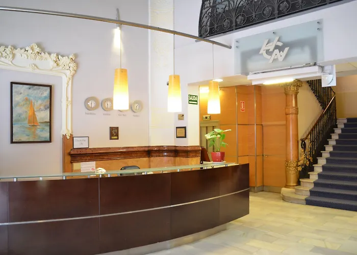 Otel Cuatro Naciones