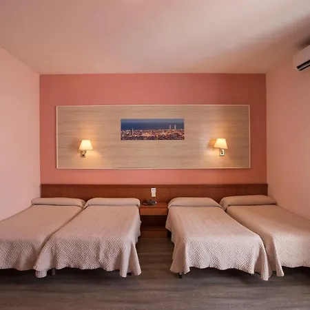 Hotel Cuatro Naciones 2*