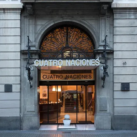 Cuatro Naciones Hotel